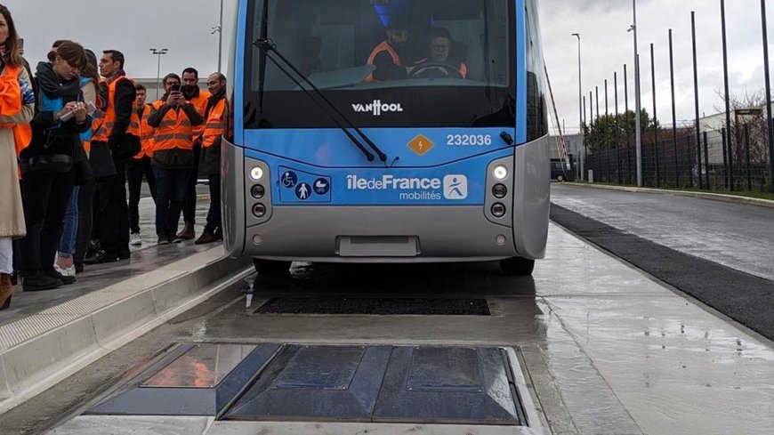 PREMIERS TOURS DE ROUE EN ÎLE-DE-FRANCE POUR LE BUS 100 % ÉLECTRIQUE TZEN 4 ÉQUIPÉ DE LA SOLUTION DE RECHARGE STATIQUE PAR LE SOL (SRS) D’ALSTOM